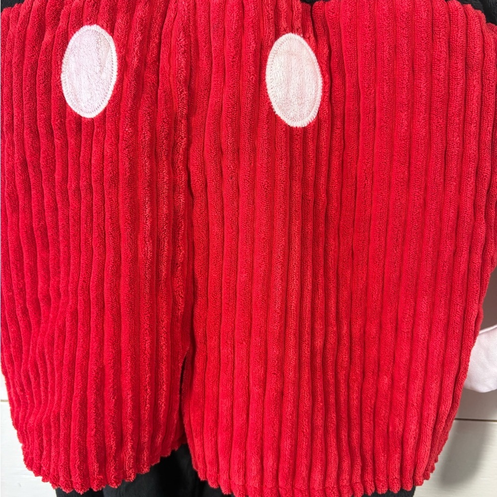 Disney Store Mickey Mouse Kids Costume 5/6 – Full Outfit Gloves & Shoe Covers - Picture 2 of 13